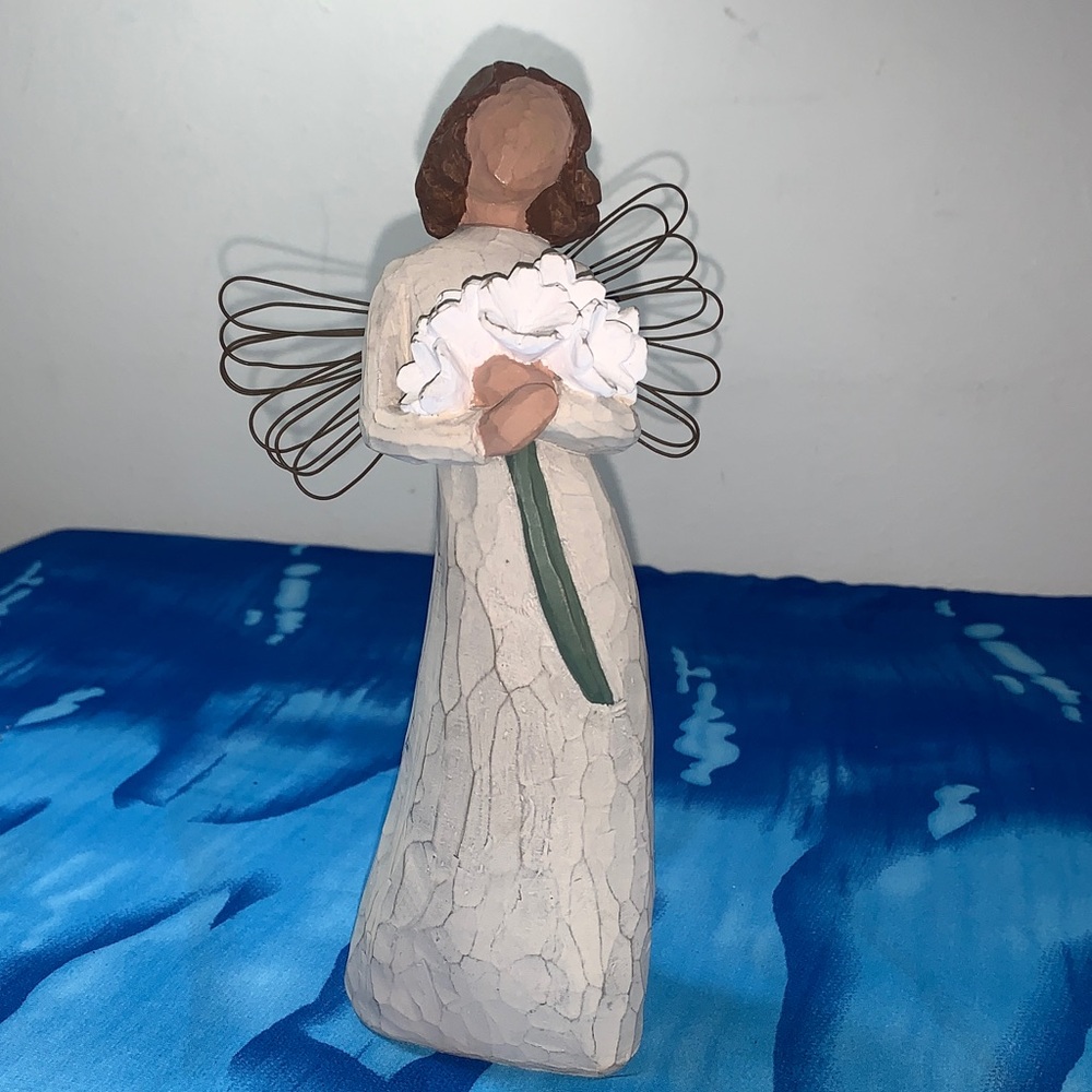 Willow Tree ANGEL OF LOVE 8” Figurine Demdaco Sue Lordi 1999